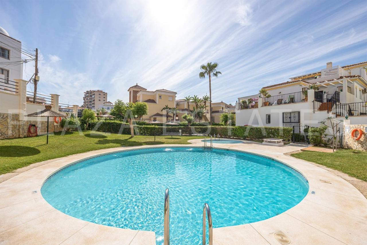 Apartamento Bonito Piso A 300M De La Playa Nerja Exterior foto