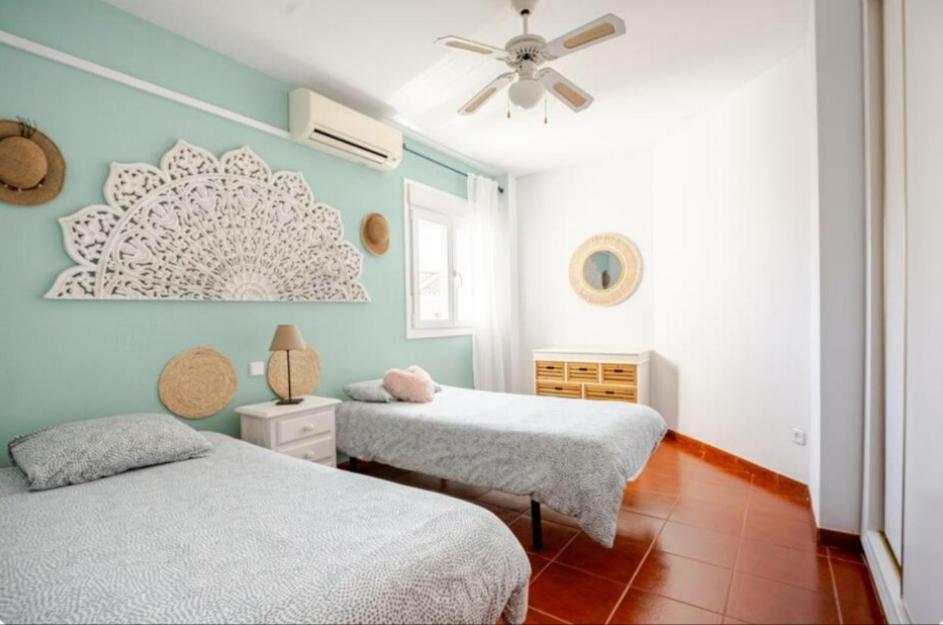 Apartamento Bonito Piso A 300M De La Playa Nerja Exterior foto