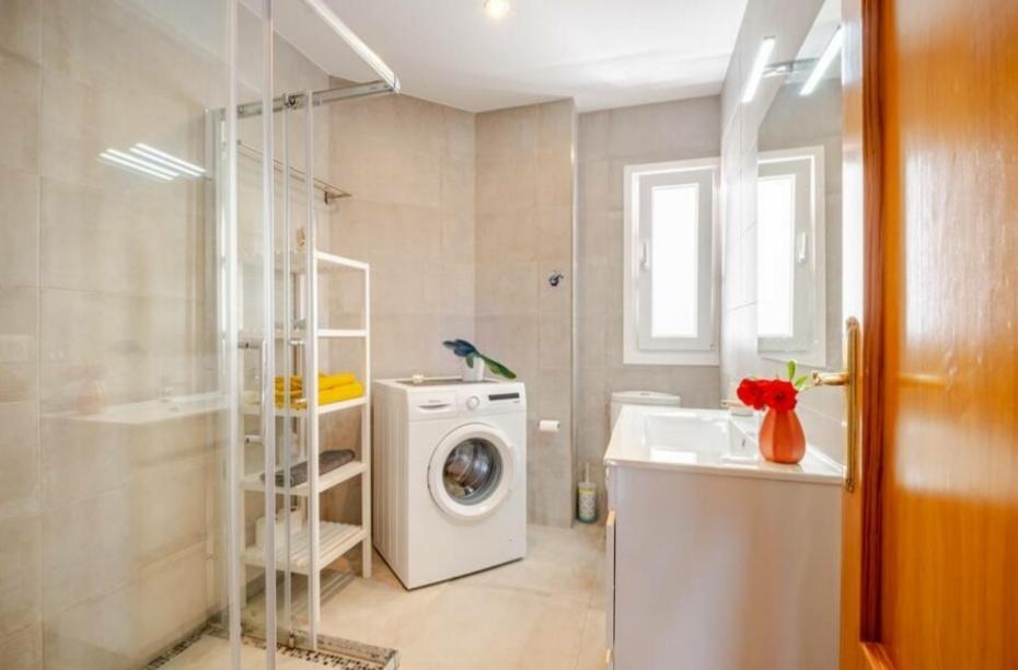 Apartamento Bonito Piso A 300M De La Playa Nerja Exterior foto